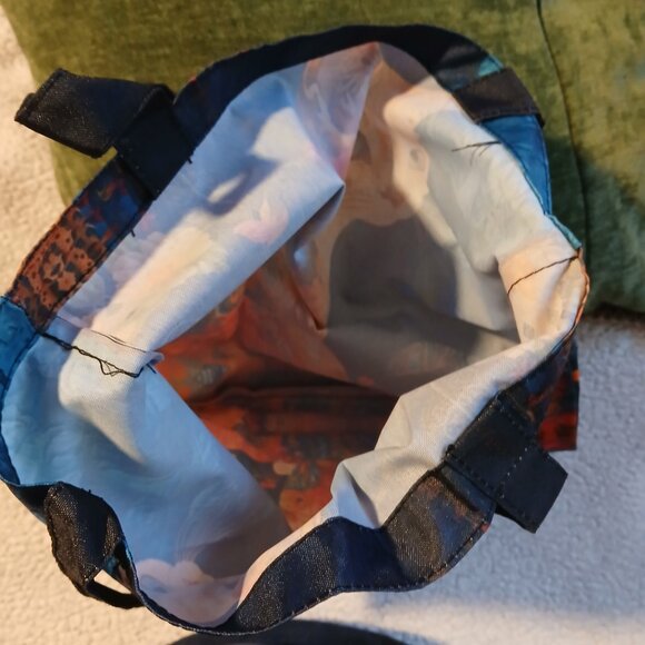 Women's Canvas Floral Cat Tote NWOT Mulri Color - Picture 5 of 6